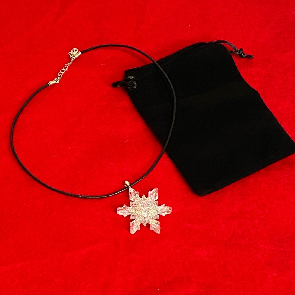 Sparkling Snowflake Pendant Necklace